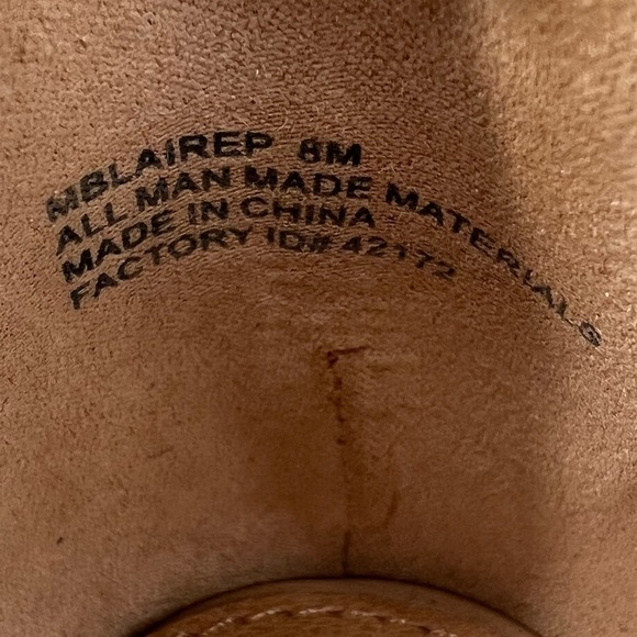 Material Girl Tan Patent Blaire Square Toe Ankle Strap Heels Size 8 Women's - Picture 4 of 9